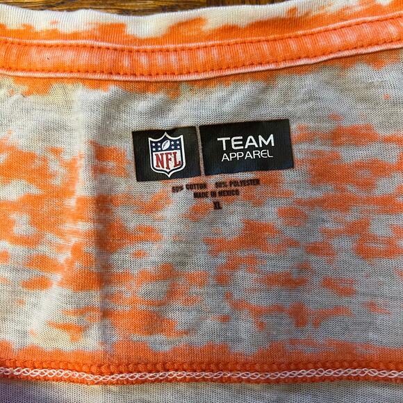 Cleveland Browns XL V-Neck Tee - NFL Football White/Orange - Picture 8 of 9